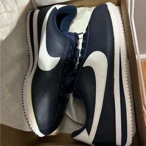 Nike Cortez Basic Leather